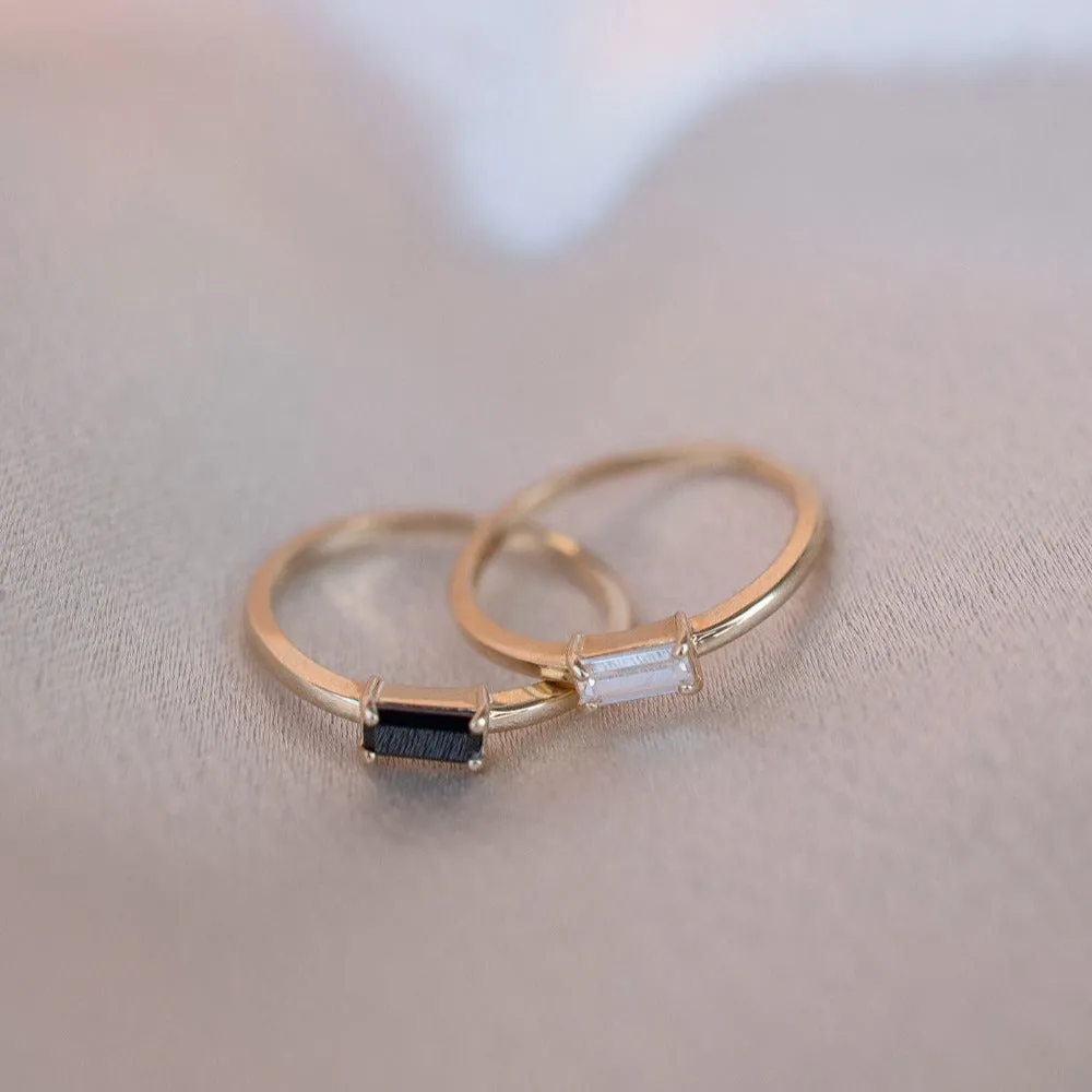 10k Solid Gold Horizontal Baguette Ring