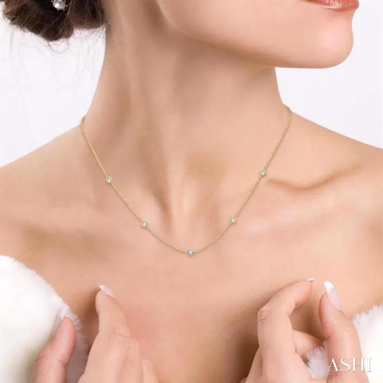 1/4 ctw Round Cut Diamond Fashion Necklace in 14K Yellow Gold