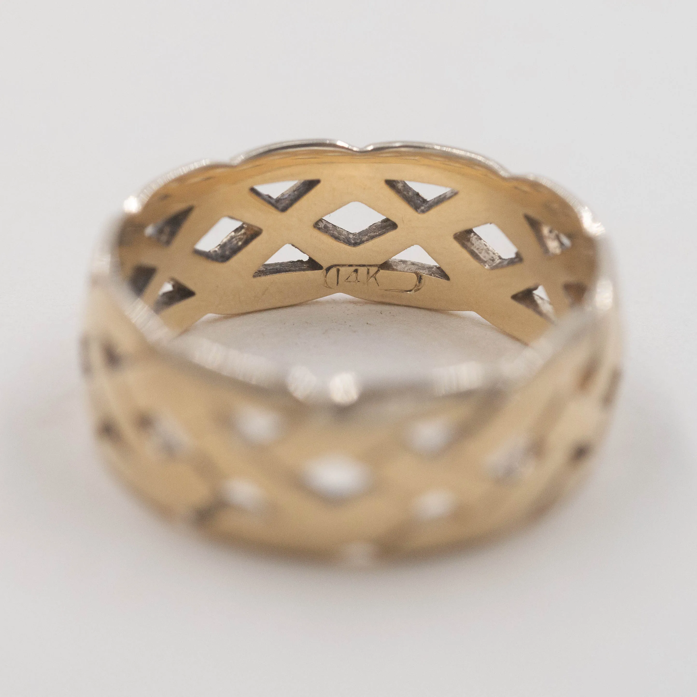 14 Karat Yellow Gold Lattice Band