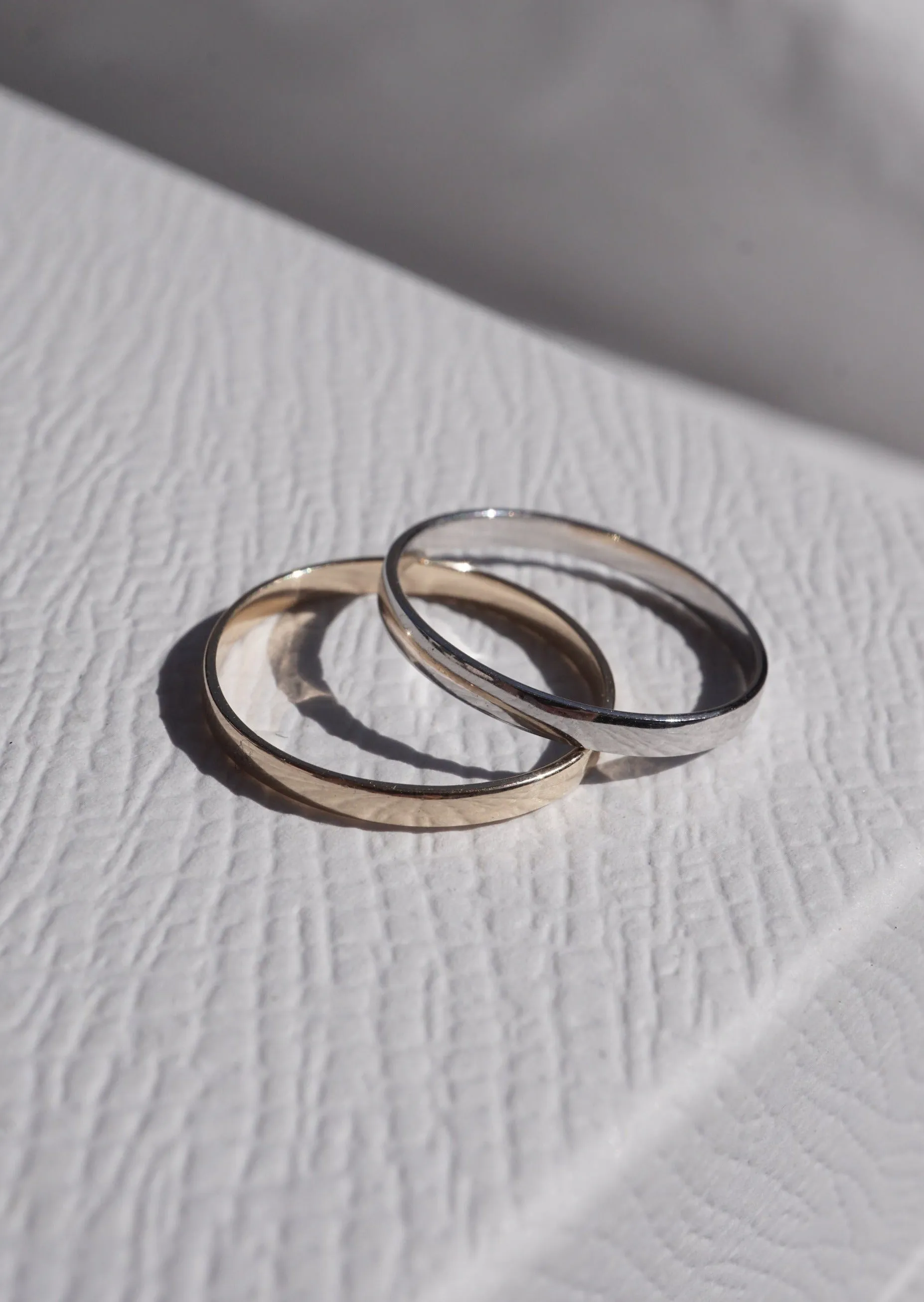 14K Gold Light Weight Skinny Plain Band