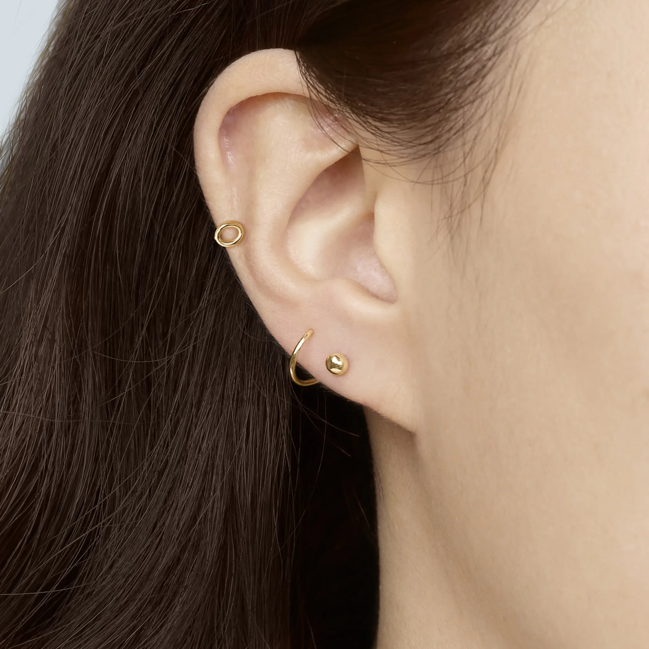 14k Solid Gold Tiny Oval Hoop Earring