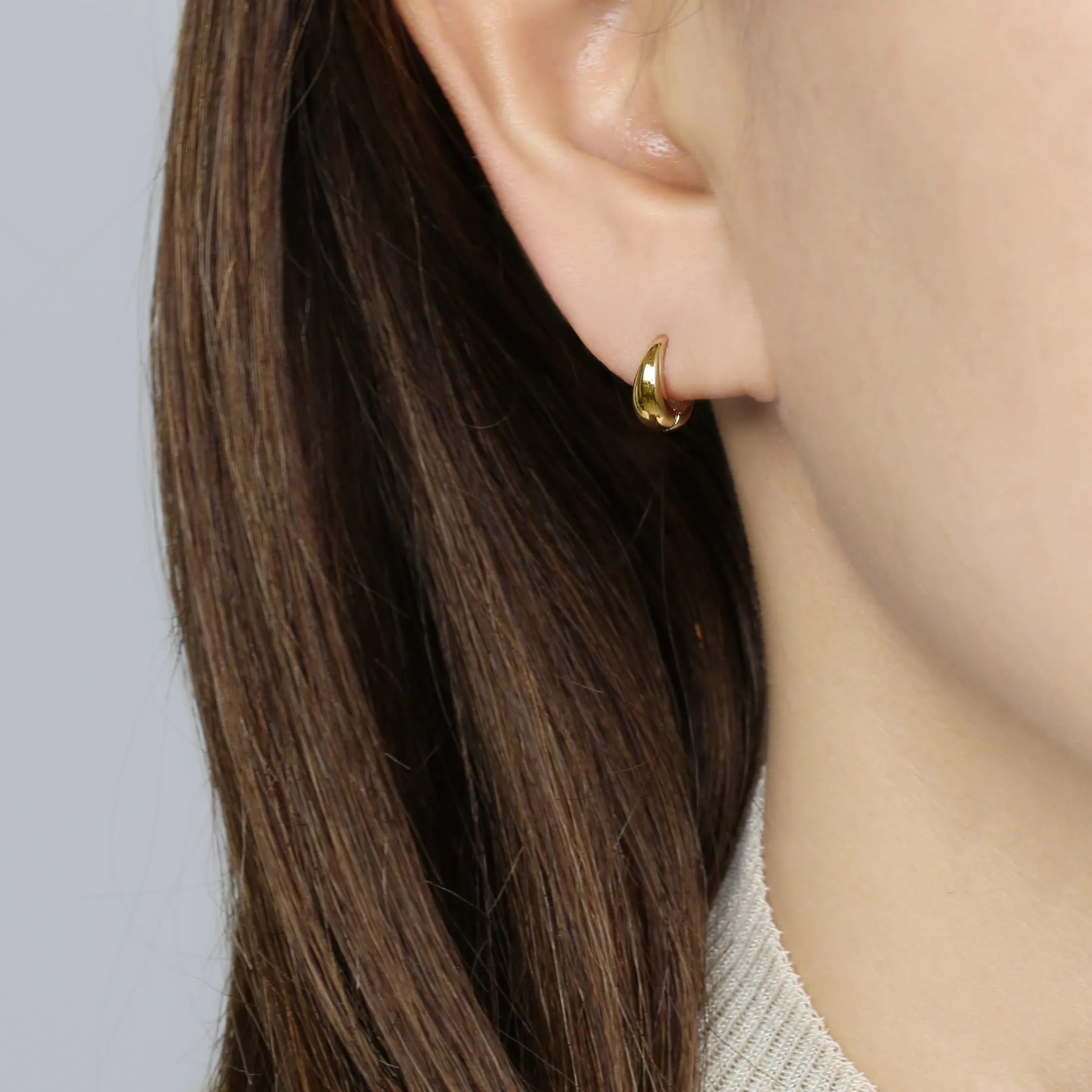 14k Solid Gold U Bold Hoop Earring