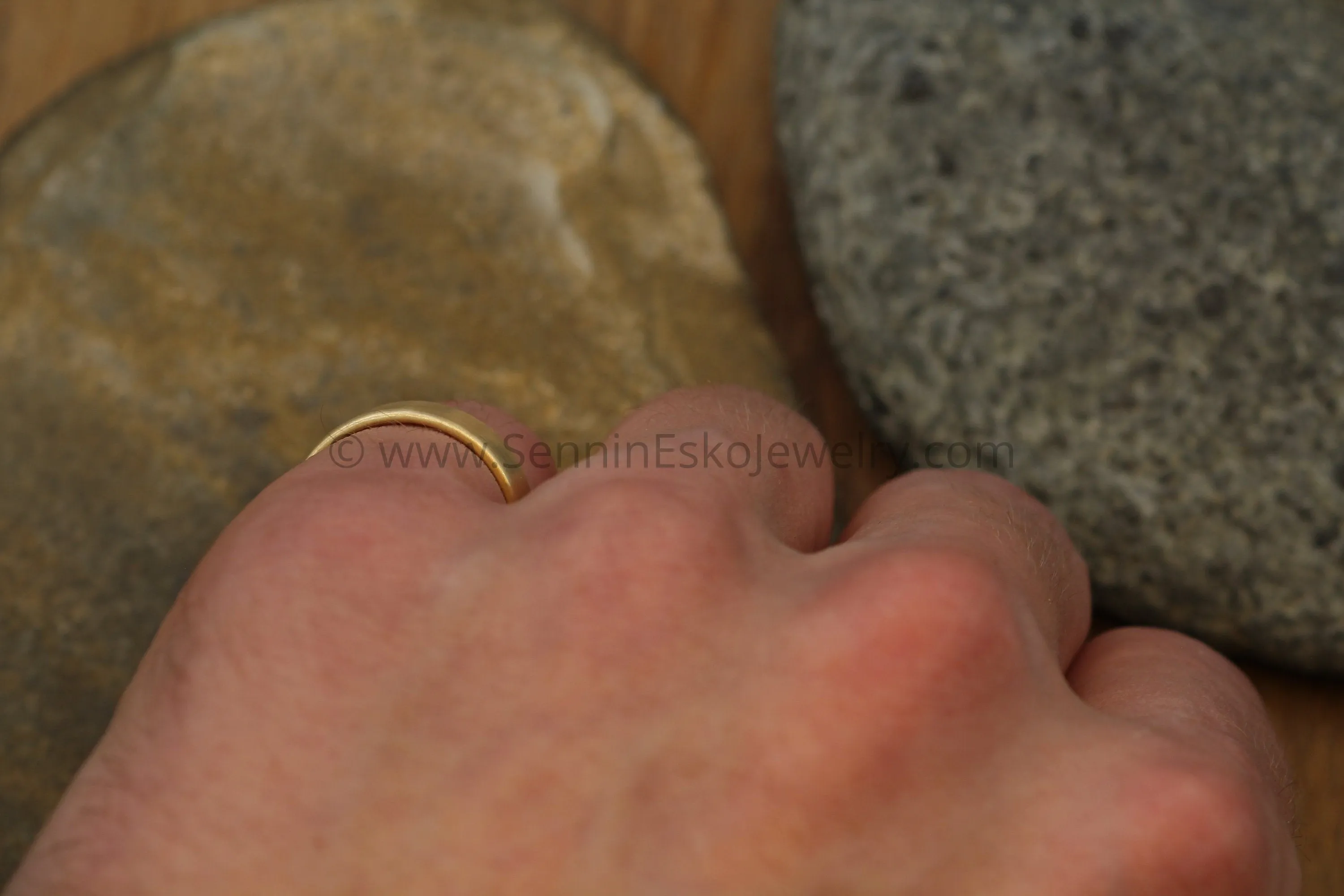 14kt Yellow 6x1.2mm Flat Band - Matte Finish