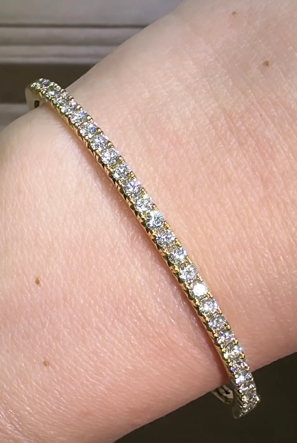1.61ct tw Diamond Yellow Gold Bangle Bracelet