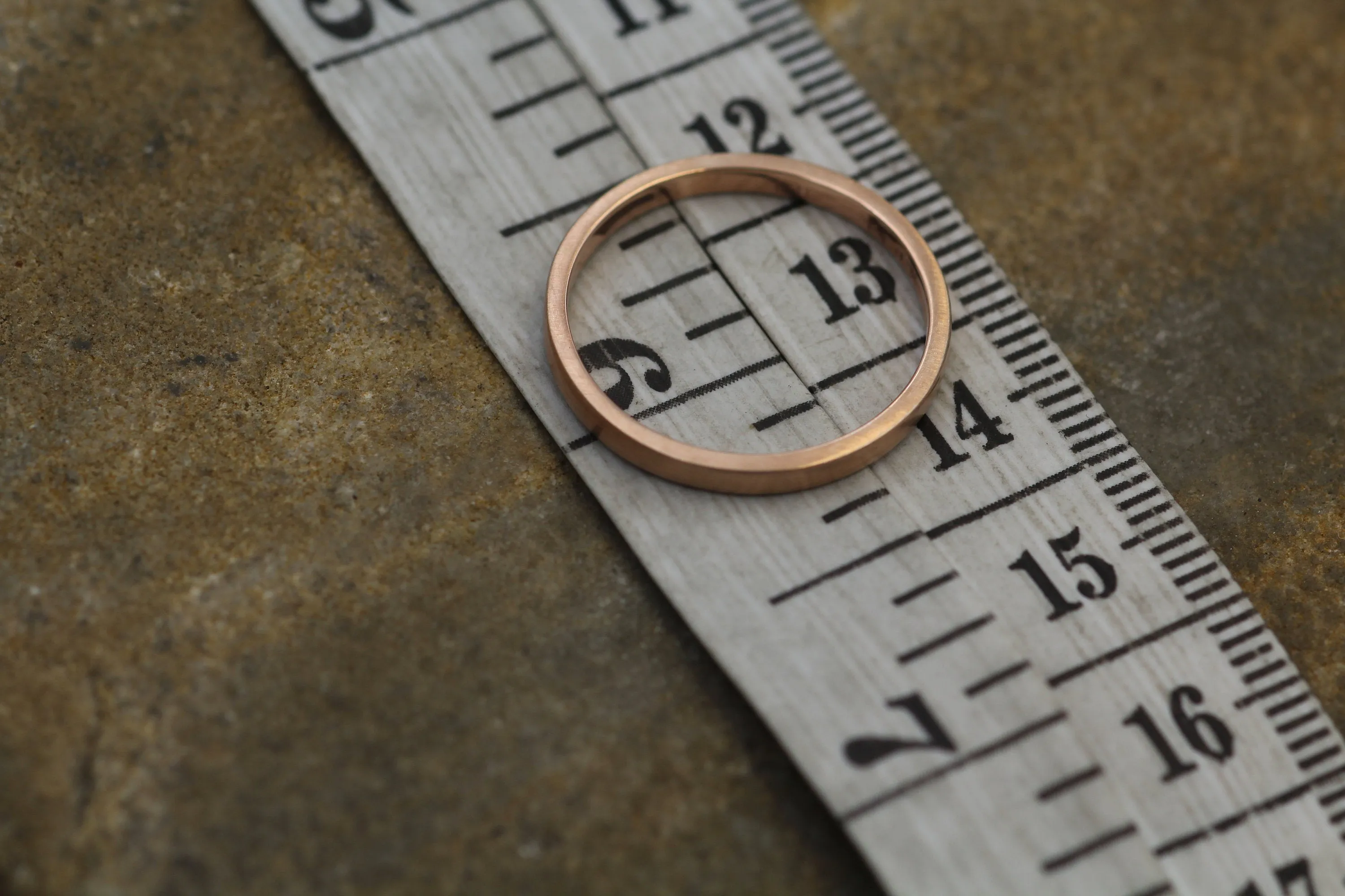 18kt Rose 2x1.2mm Flat Band - Matte Finish