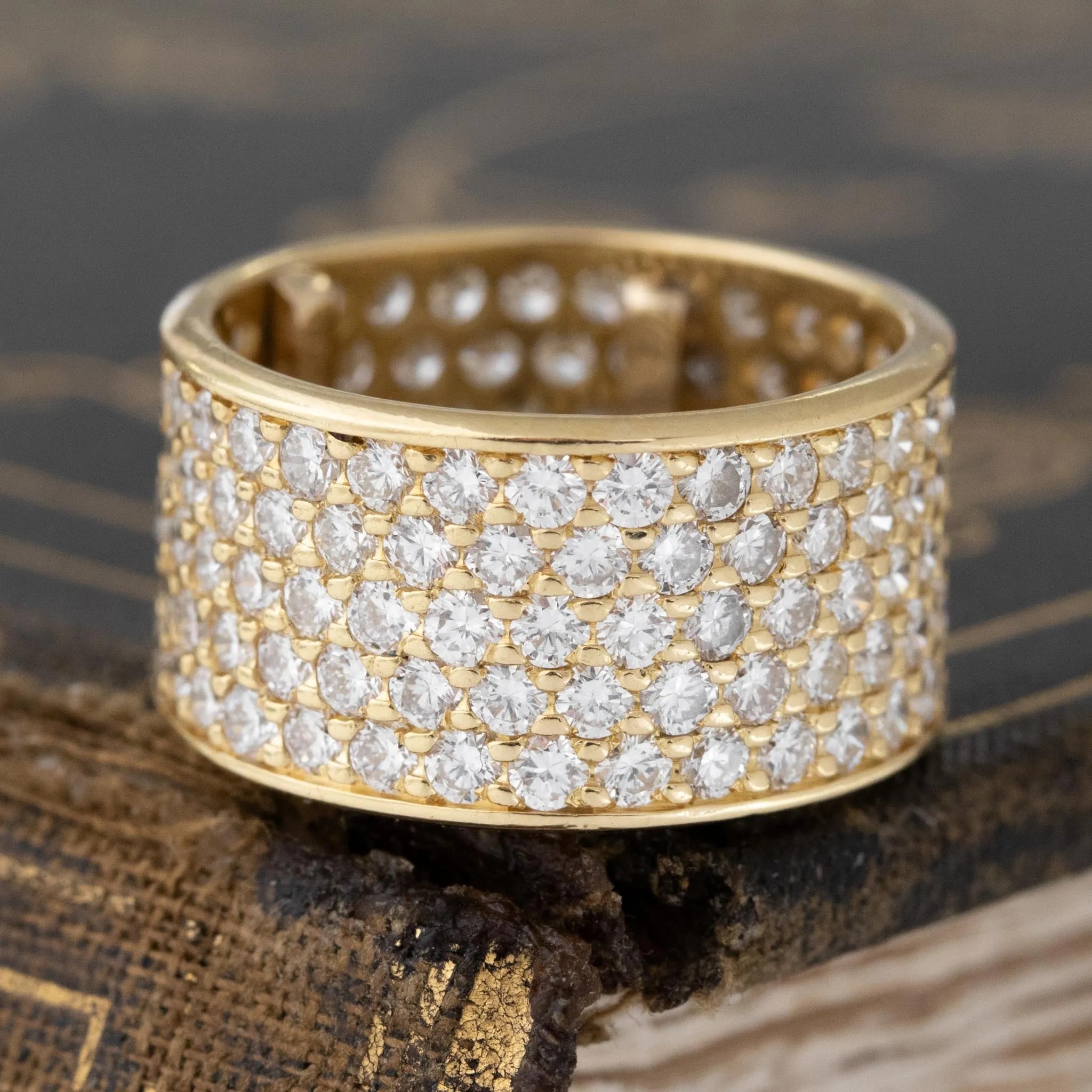 3.25ctw Pave Diamond Cigar Band