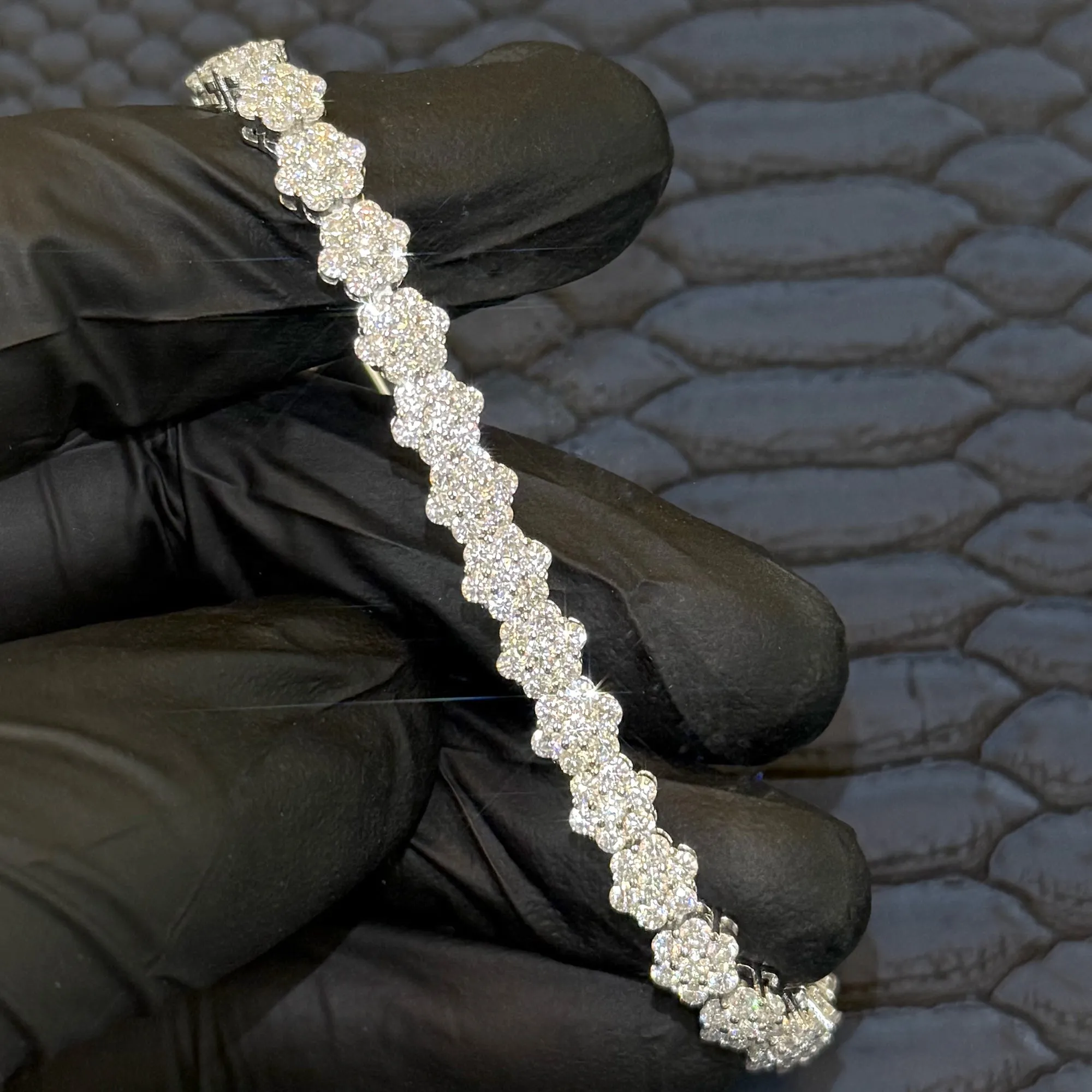 6.5MM Certified VVS Moissanite Cluster Bracelet