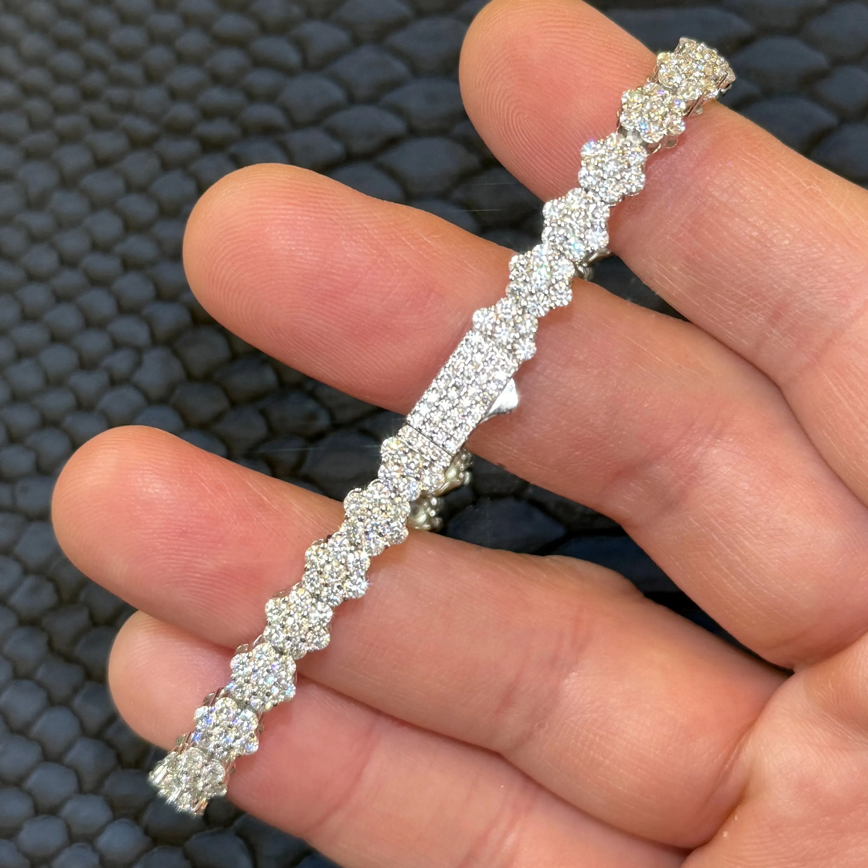 6.5MM Certified VVS Moissanite Cluster Bracelet