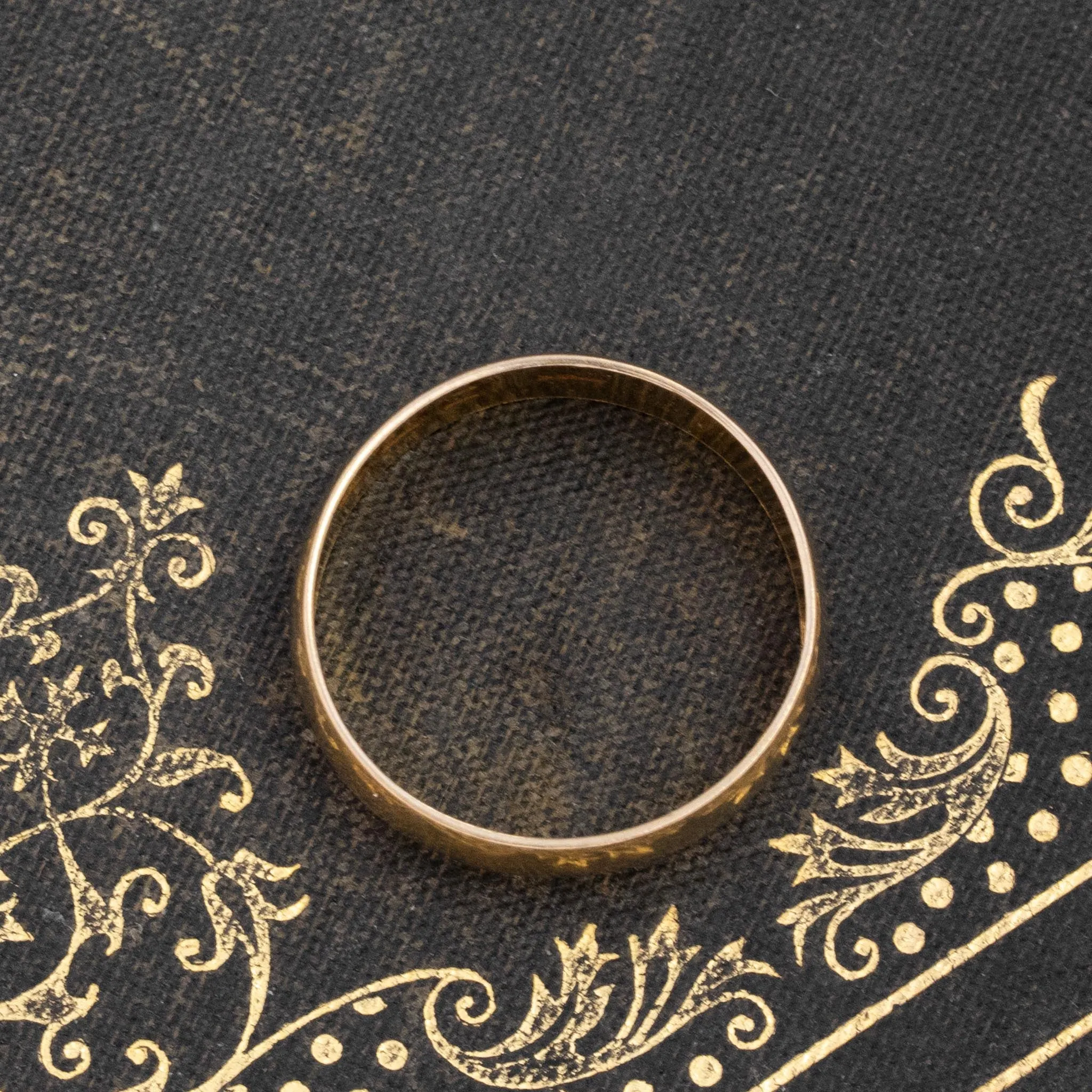 Antique 22kt Gold 6mm Band, English