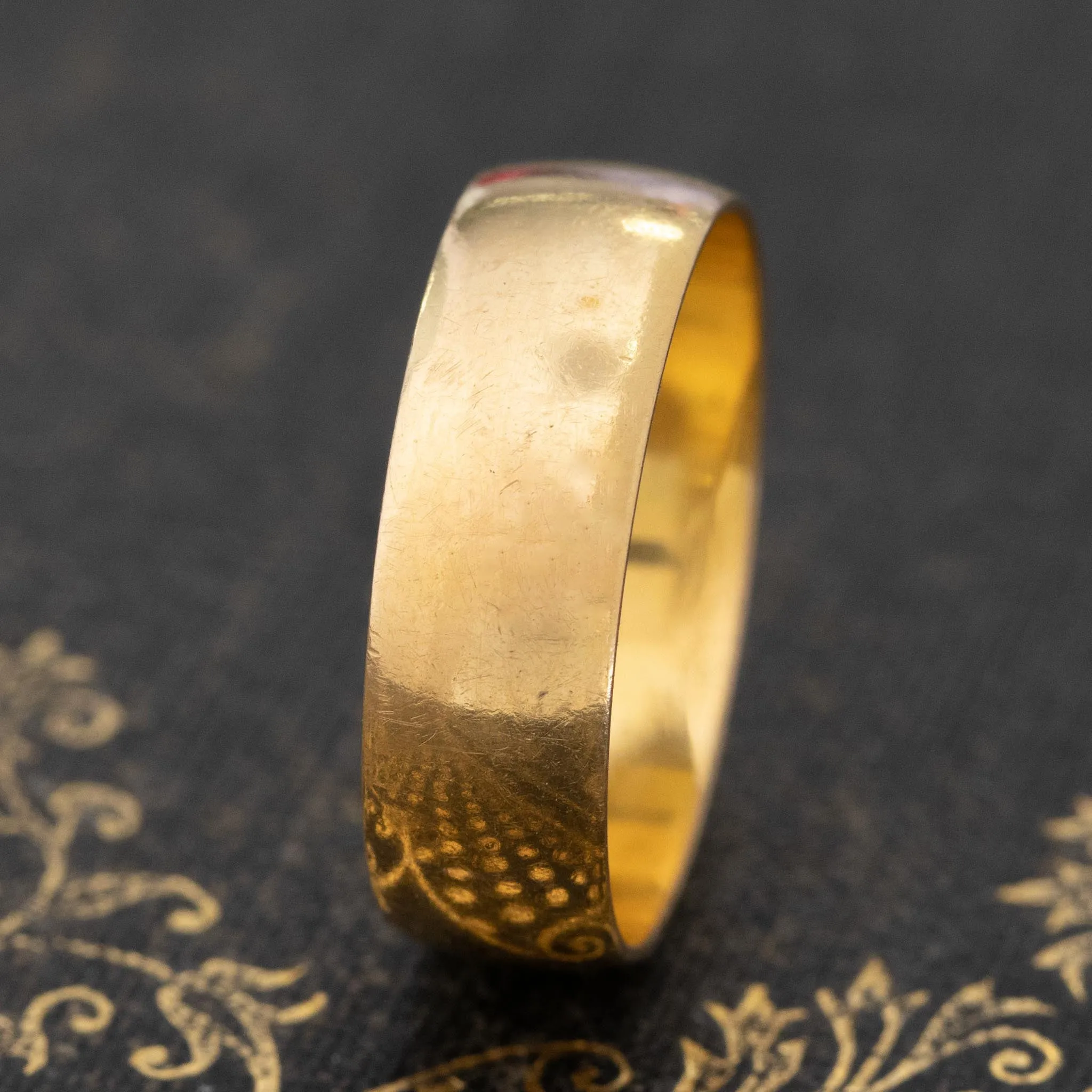 Antique 22kt Gold 6mm Band, English