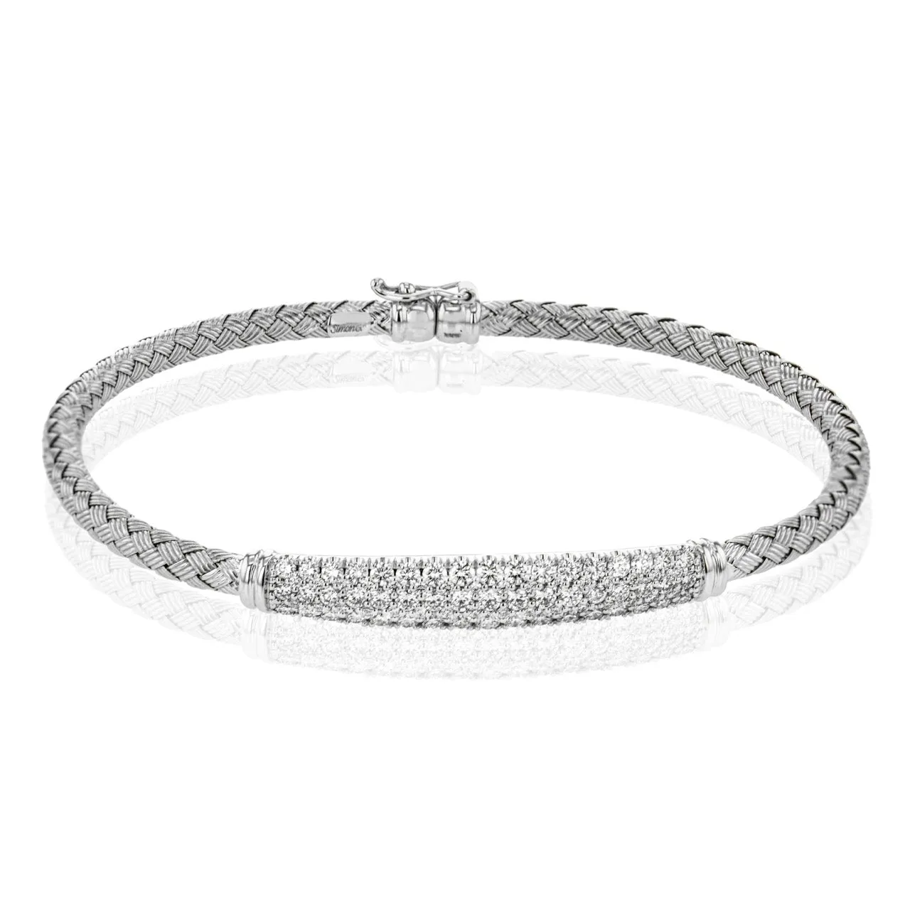 Bangle in 18k Gold with Diamonds