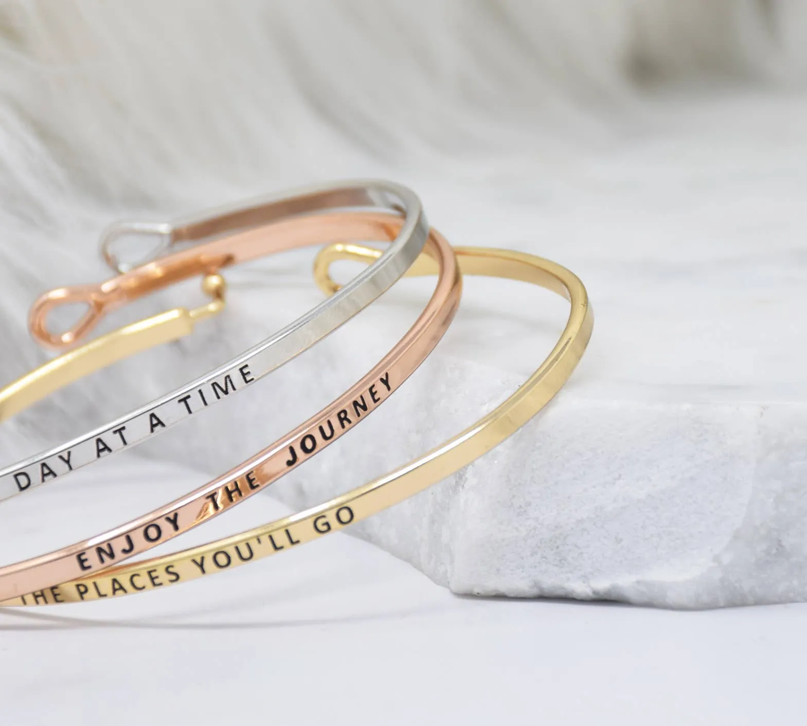 BE A WARRIOR NOT A WORRIER BRACELET