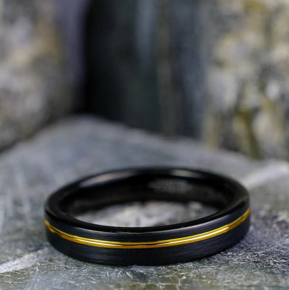 Black Brushed / Yellow Gold Stripe 4mm