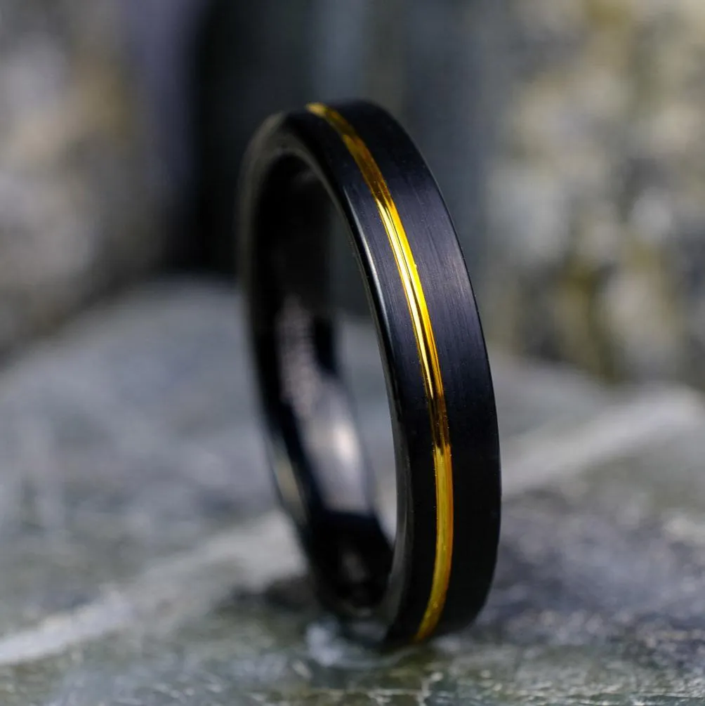 Black Brushed / Yellow Gold Stripe 4mm