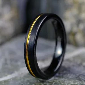 Black Brushed / Yellow Gold Stripe 4mm
