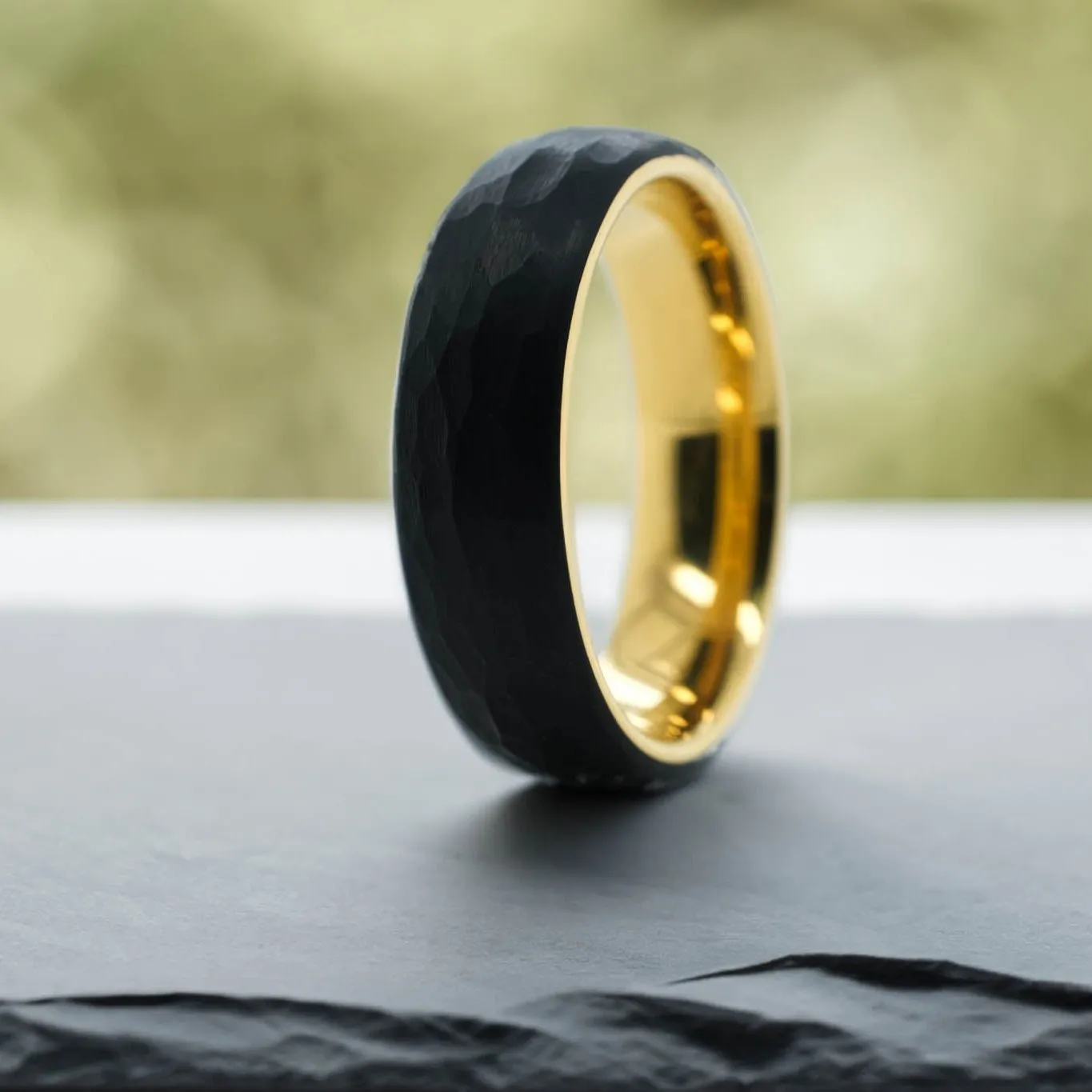Black Hammered / Yellow Gold Interior - 6mm