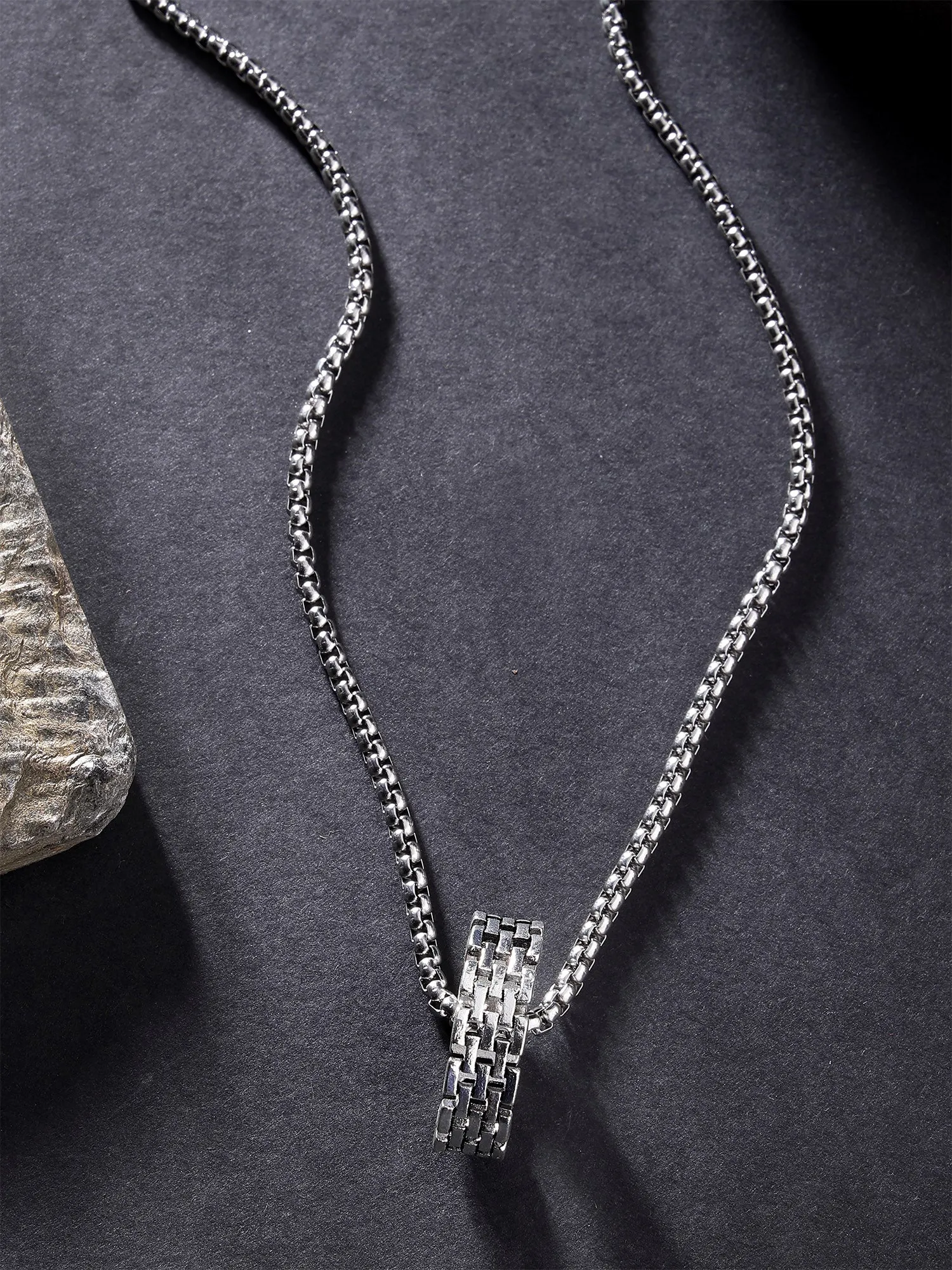 Bohey by KARATCART Silver Plated Metal Ring Chain Pendant for Men