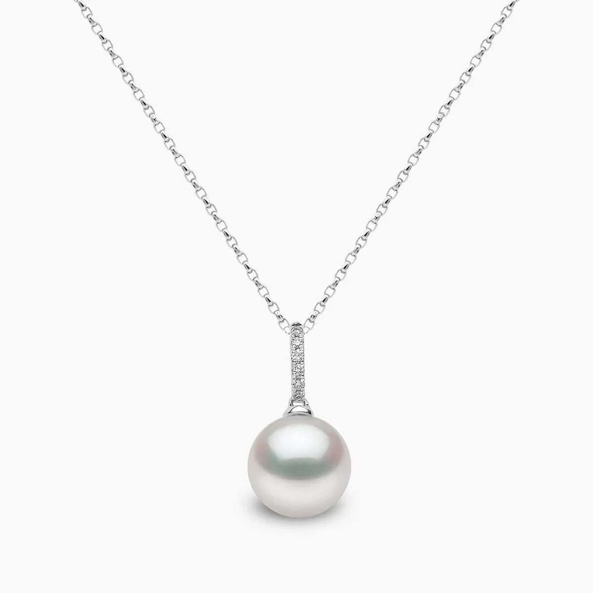 Classic 18K Gold Freshwater Pearl Drop Pendant