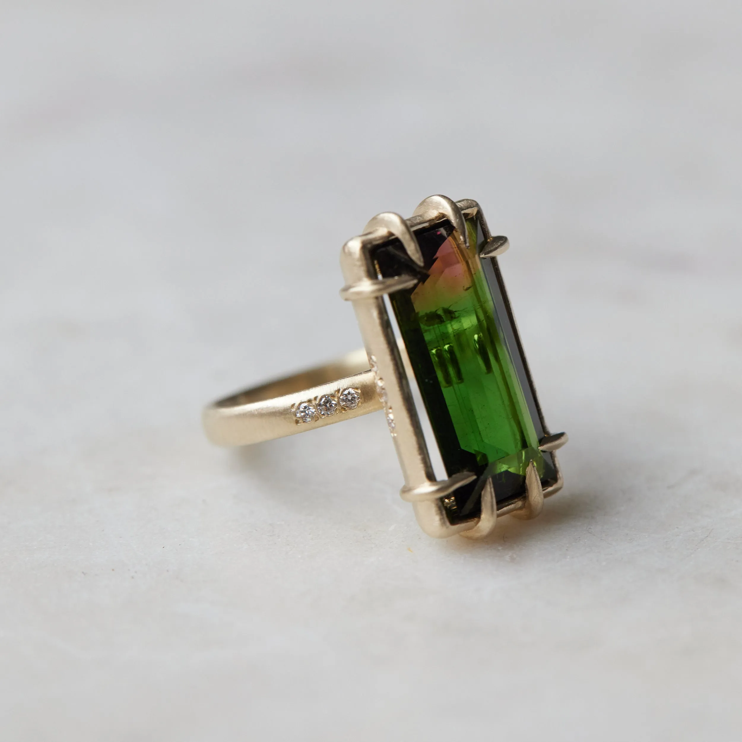 Cloud's Edge Tourmaline   Diamond Vanity Ring