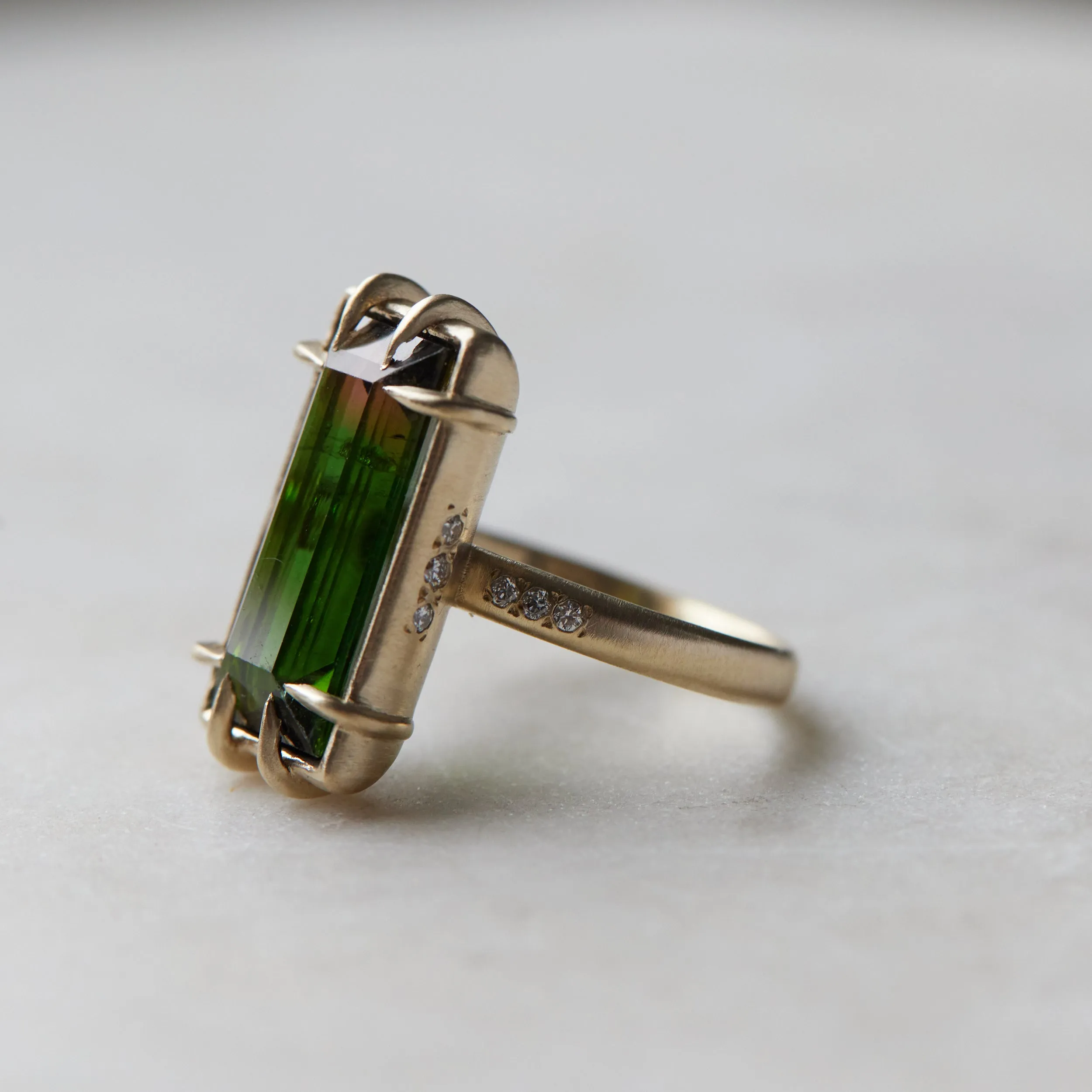 Cloud's Edge Tourmaline   Diamond Vanity Ring