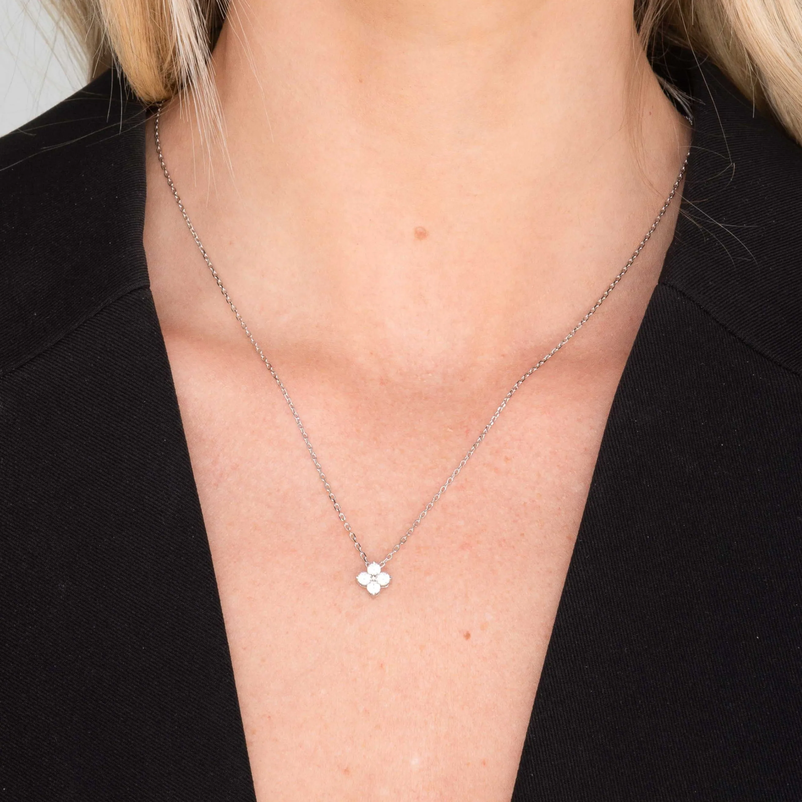 Clover Solitaire Moissanite Necklace 1 Carat