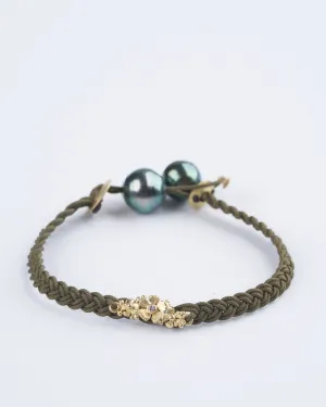 diamond carved flowers and tahitian pearls bracelet - moss