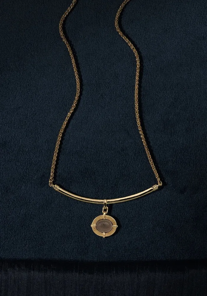 Esse Necklace Gold