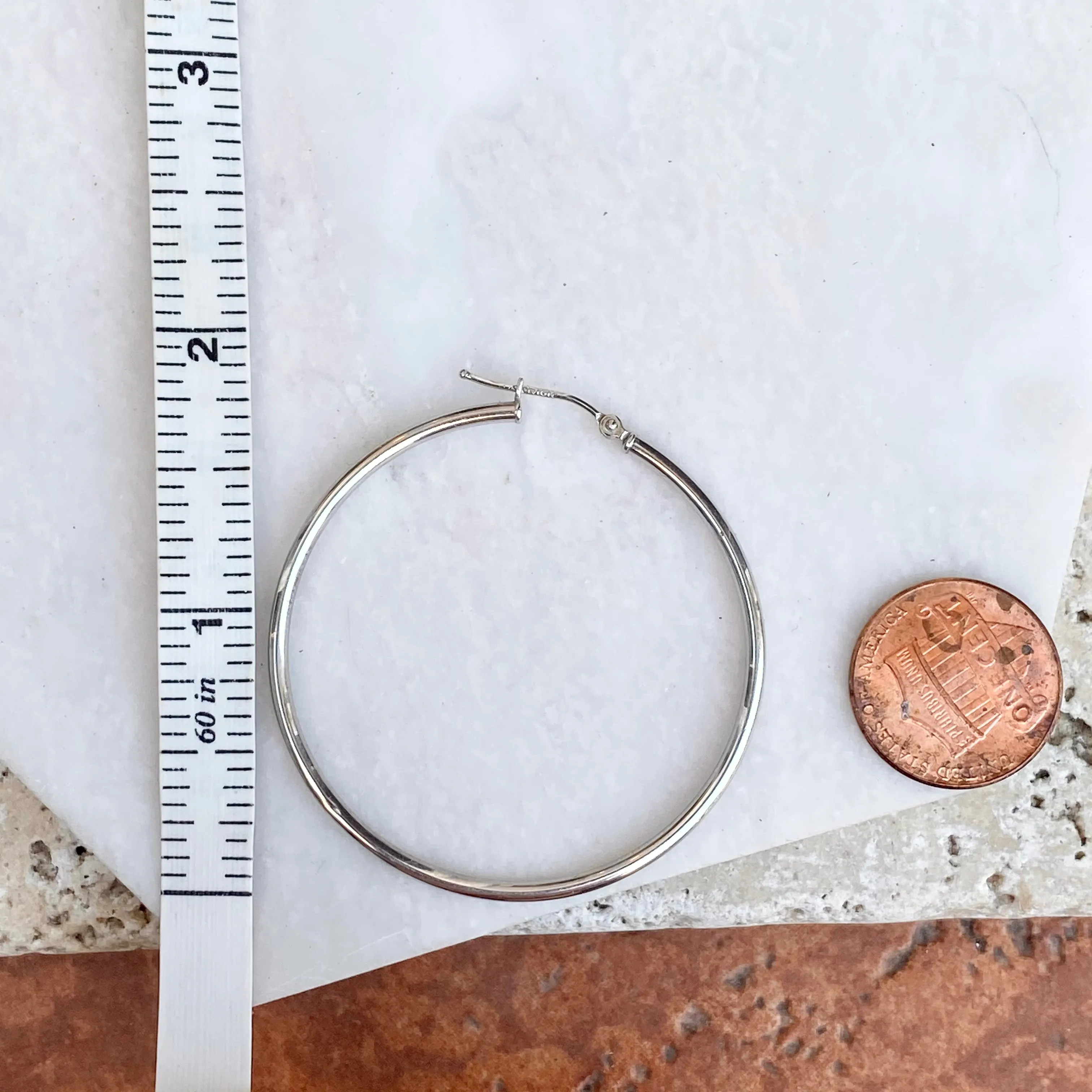 Estate 10KT White Gold Polished Thin Tube Hoop Earrings 45mm
