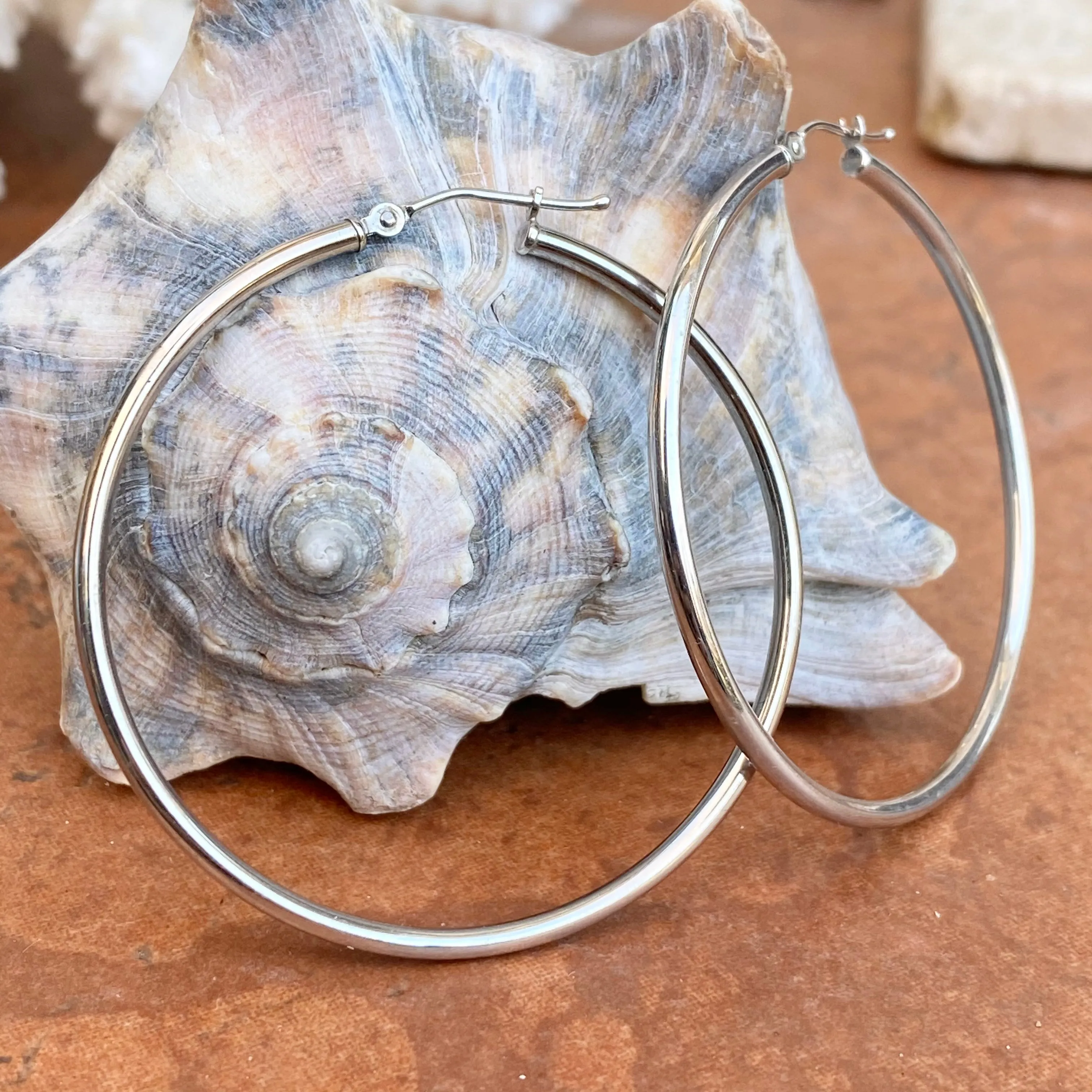 Estate 10KT White Gold Polished Thin Tube Hoop Earrings 45mm