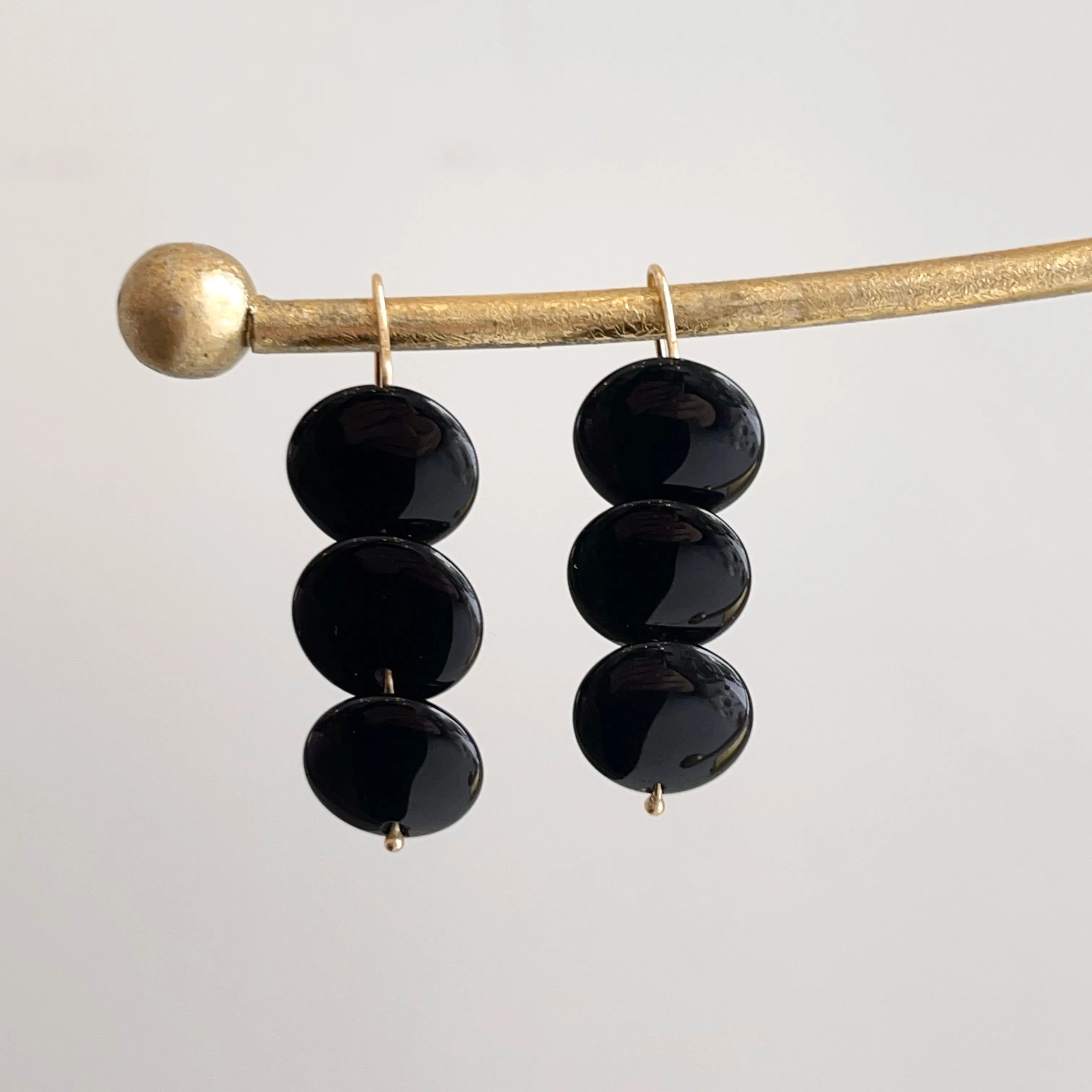 Estate 14KT Yellow Gold Triple Disc Black Onyx Dangle Earrings