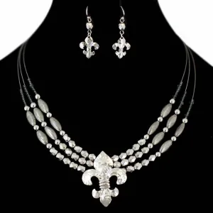 Fleur de Lis Necklace Set