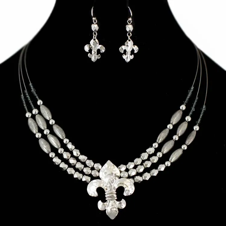 Fleur de Lis Necklace Set