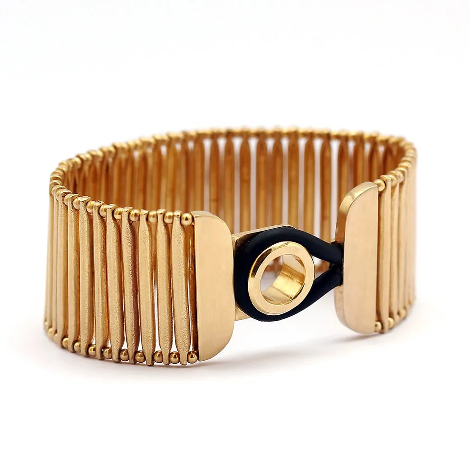 Flexi feel- gold bracelet design for women