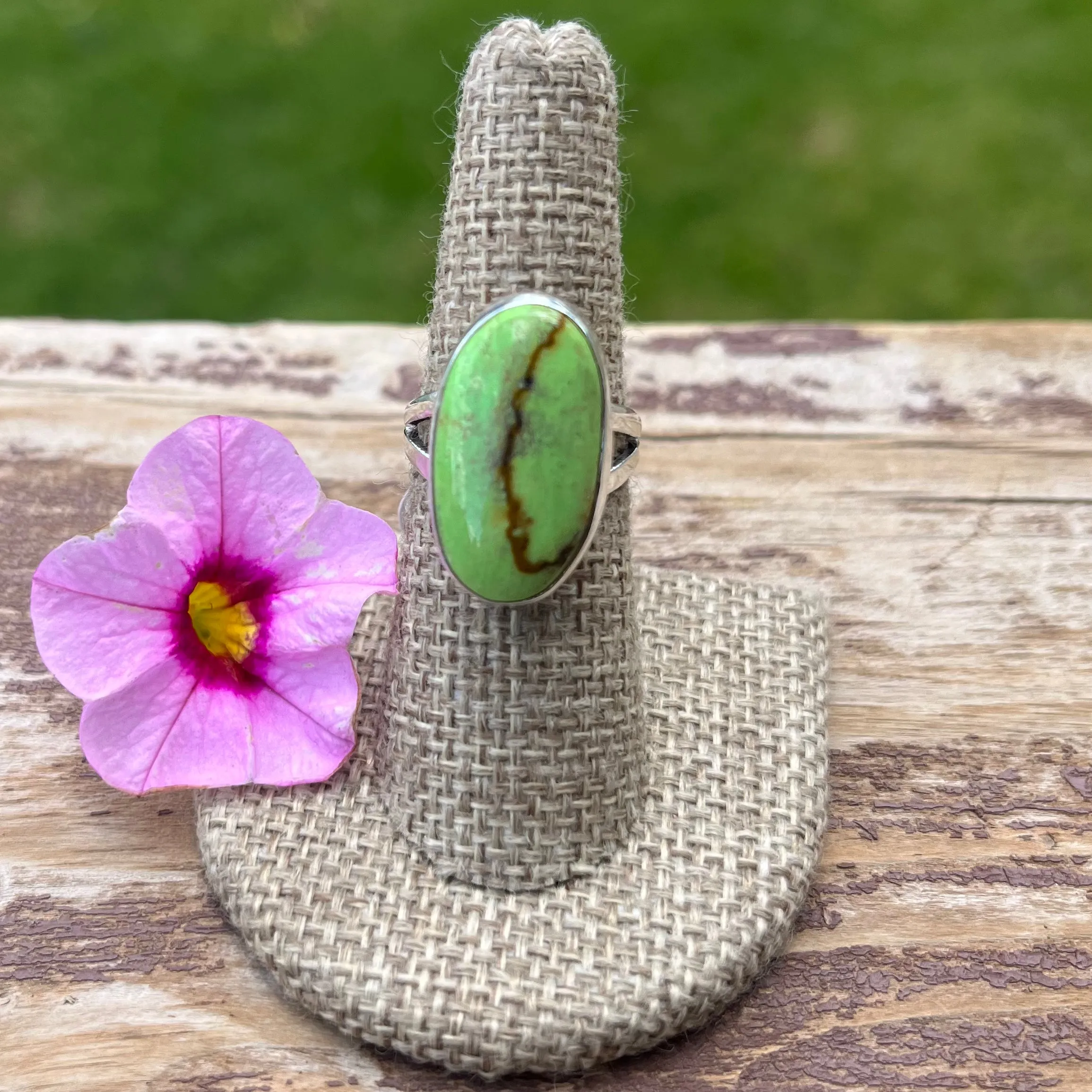 Gaspeite Ring