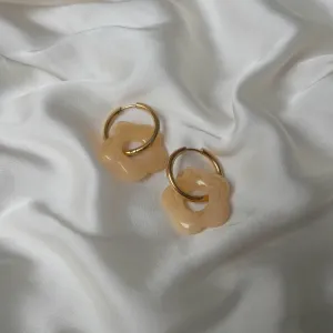 Gold Retro Flower Hoop Earrings -  70's Style Earrings, Small Gold Hoops, Vintage Style Earrings, Gold Jewellery,Gold Earrings In The UK