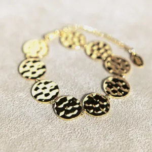 Hammered Gold Circle Bracelet