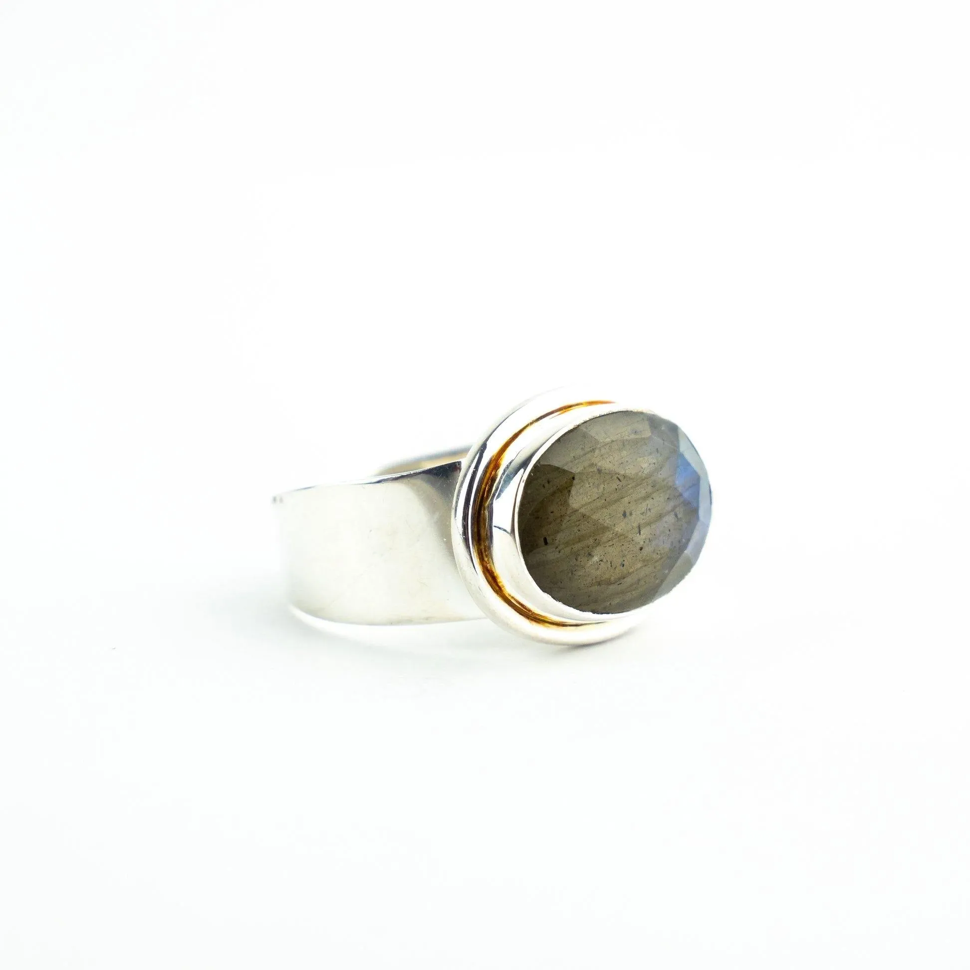 Horizontal Labradorite Sterling Silver Ring