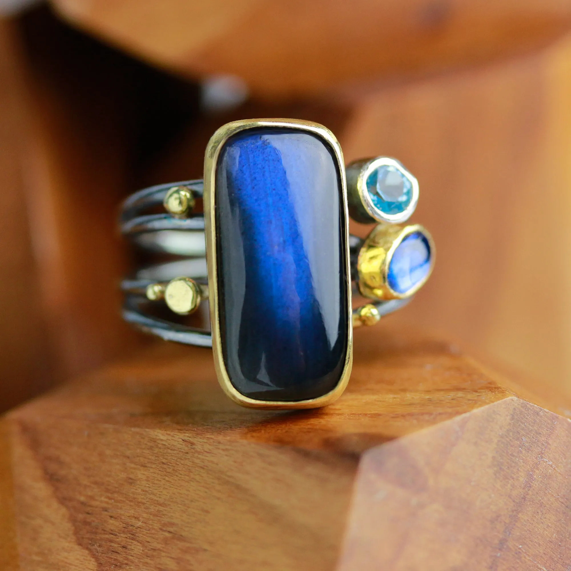 Labradorite, Kyanite and Blue Topaz on Swirled Band Ring. Size 7 1/2.
