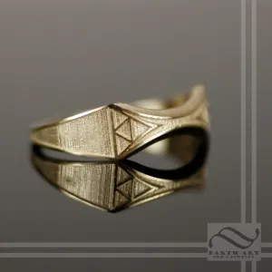 Ladies Zelda Wedding Band -14k Gold