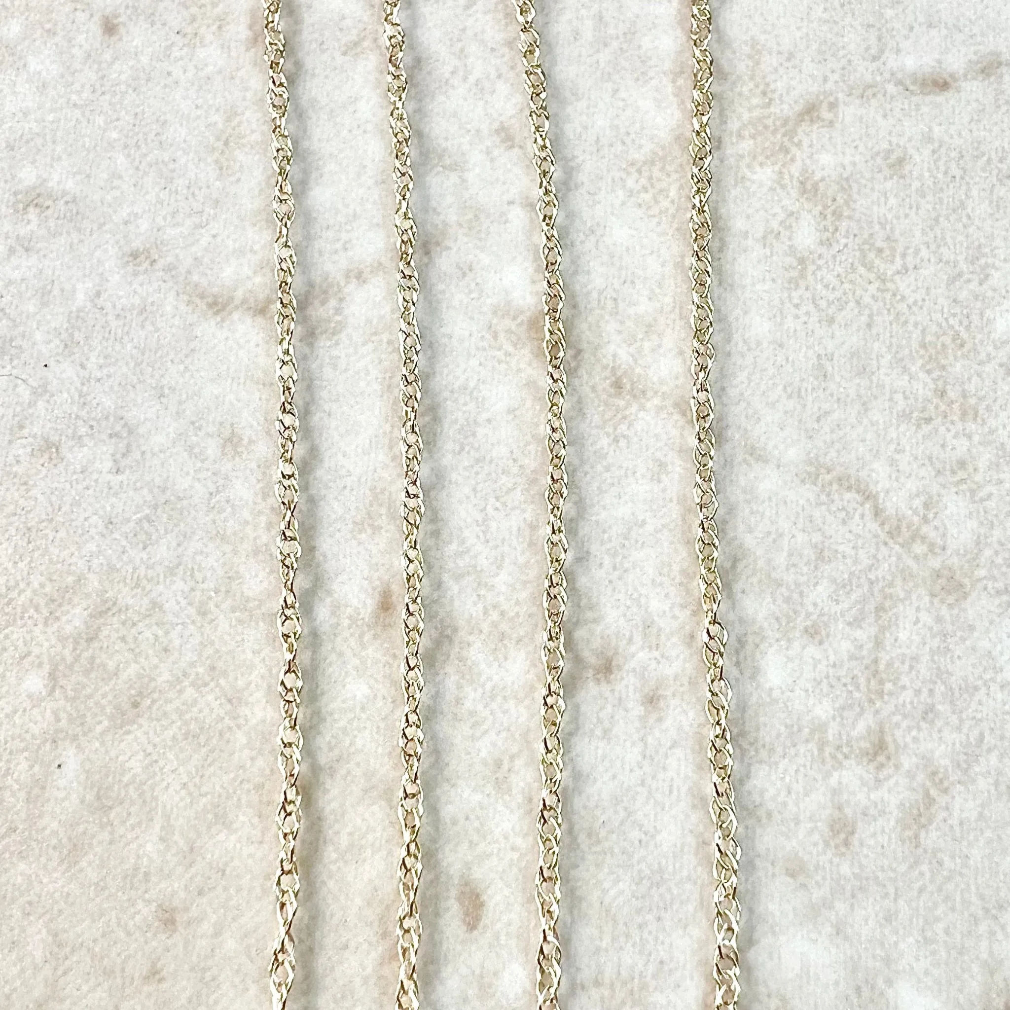Lightweight 10 Karat Yellow Gold Rope Chain Necklace 18 Inches