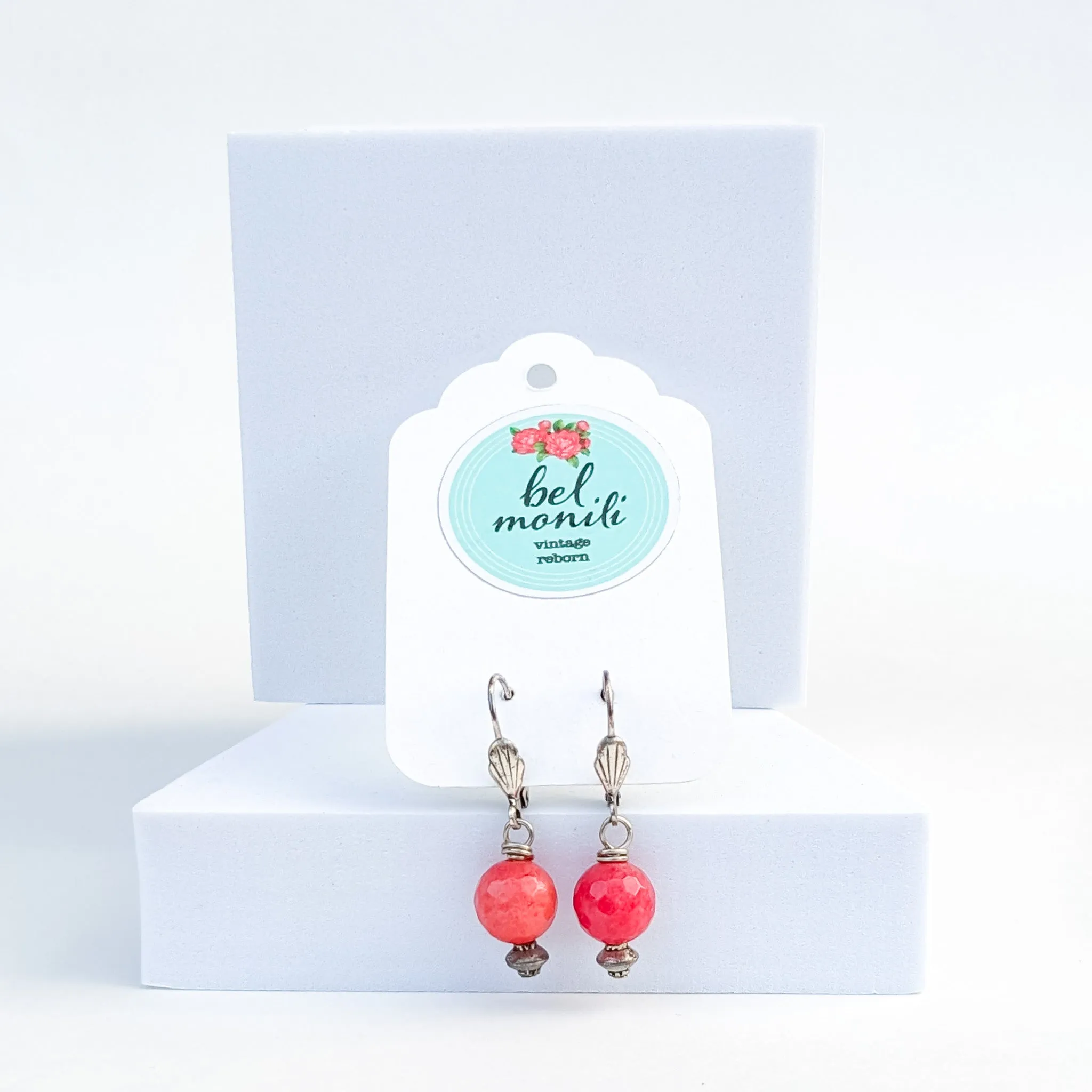 Magenta drop earrings