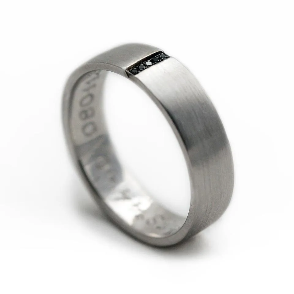 Matching promise rings for her and her