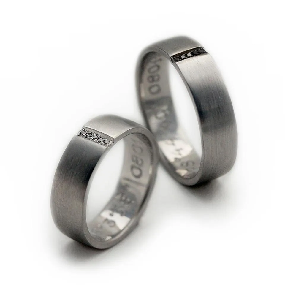 Matching promise rings for her and her
