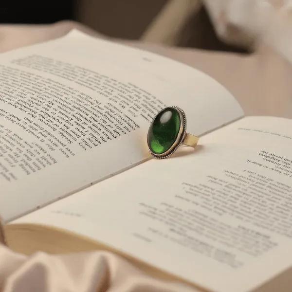 Mawada Simple Agate Ring