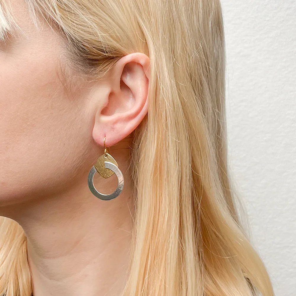 Medium Ring with Rounded Square Wire Earrings