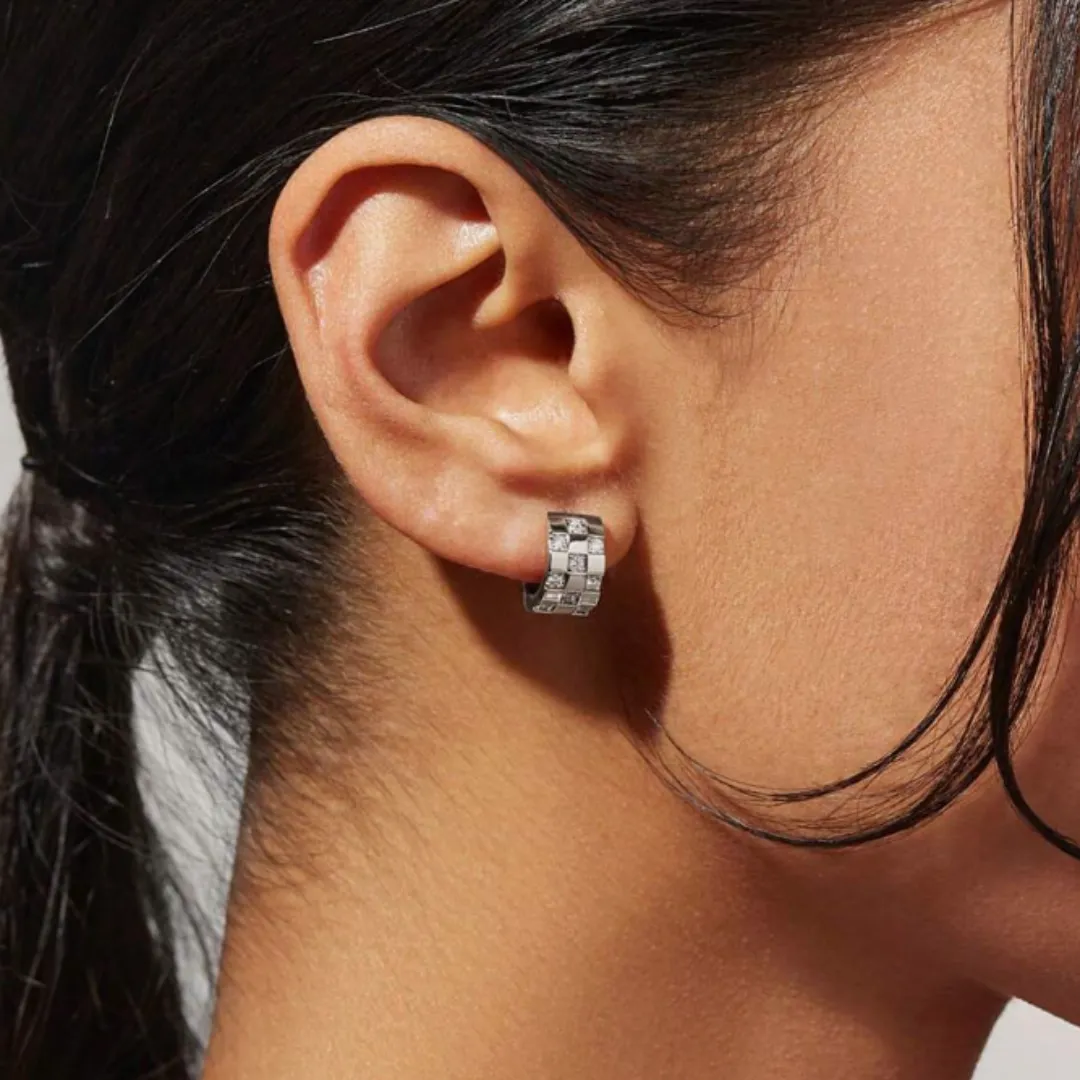 Olivia Small Hoop Earrings