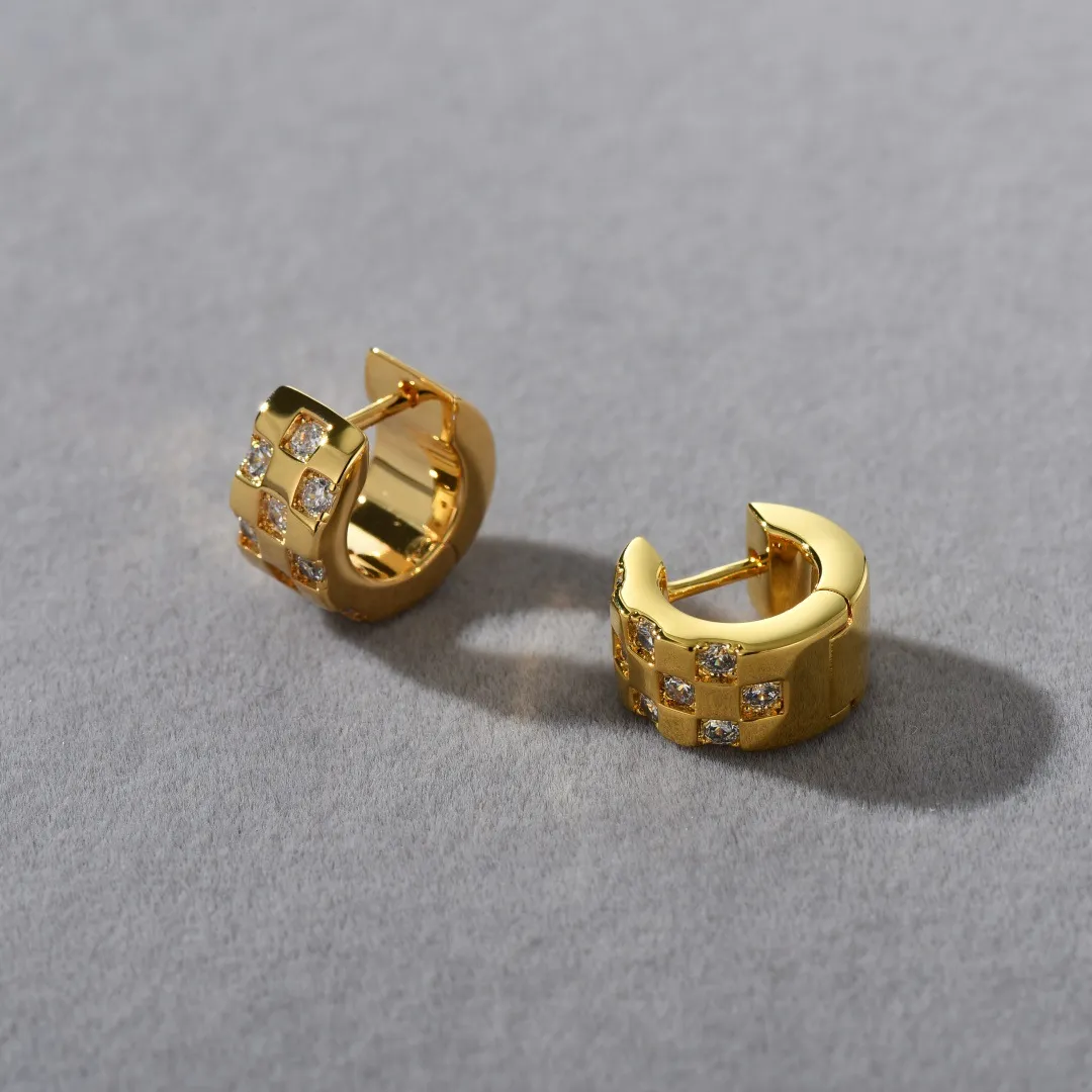 Olivia Small Hoop Earrings
