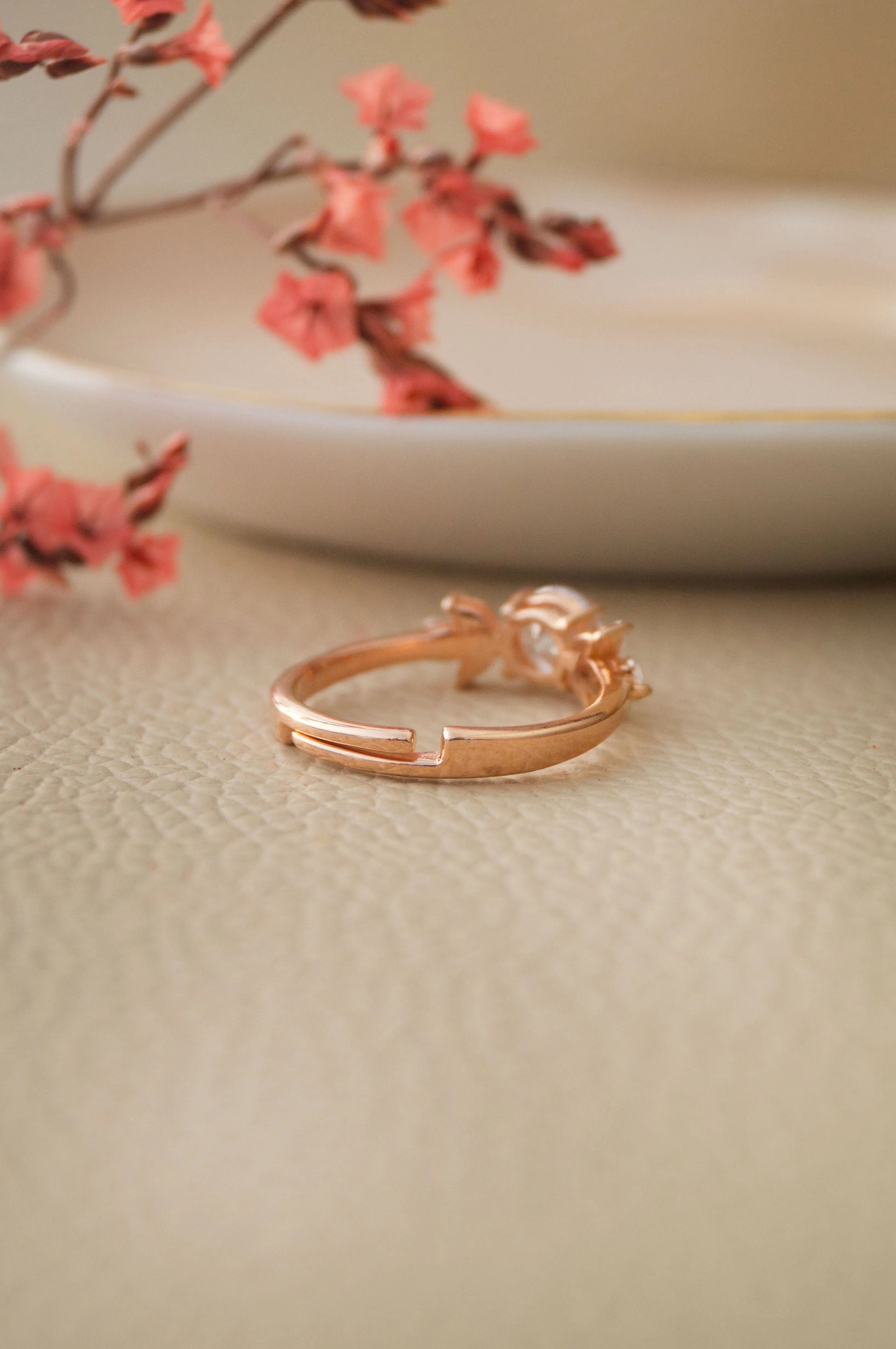 Ornate Solitaire Rose Gold Plated Sterling Silver Adjustable Ring Love Hamper ❤️