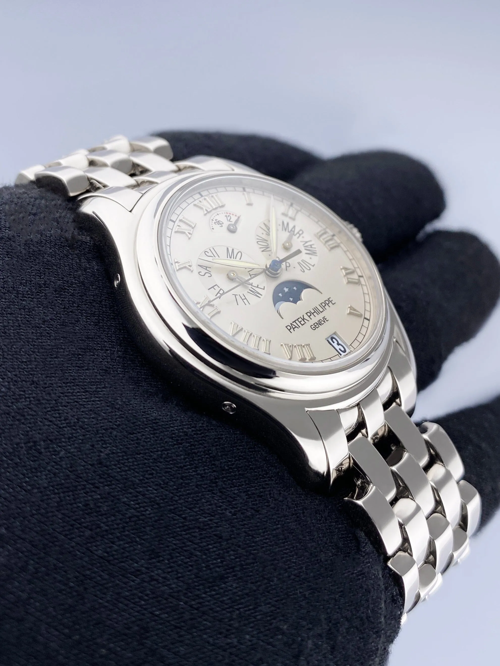 Patek Philippe Annual Calendar 5036G Mens Watch Box Papers