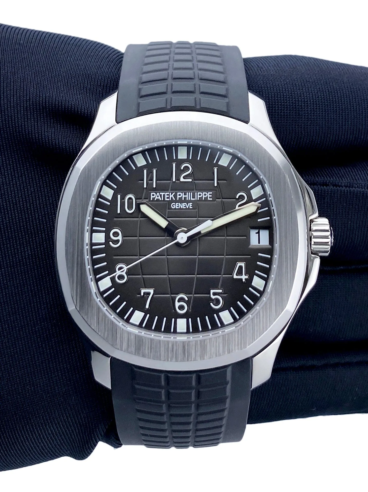 Patek Philippe Aquanaut 5165A-001 Black Dial Mens Watch